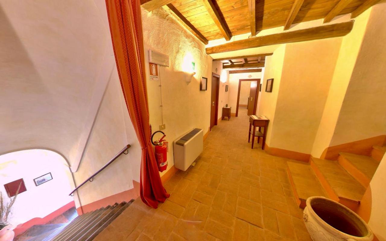 Monastero Le Grazie Ξενοδοχείο Amelia Εξωτερικό φωτογραφία